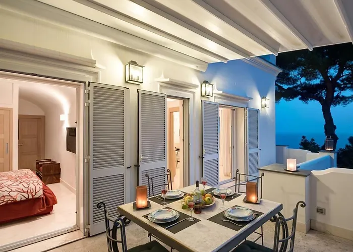 Marina Little * Capri