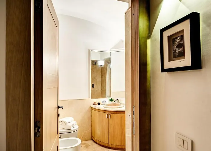 Marina Little Villa Capri