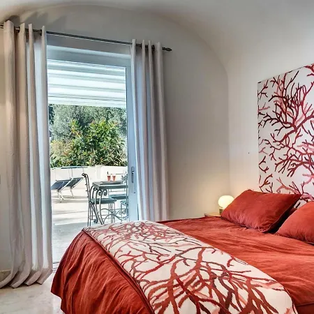 Marina Little * Capri